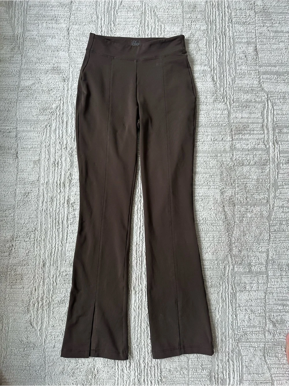 Alo Yoga Airbrush Brown Split-Hem Leggings